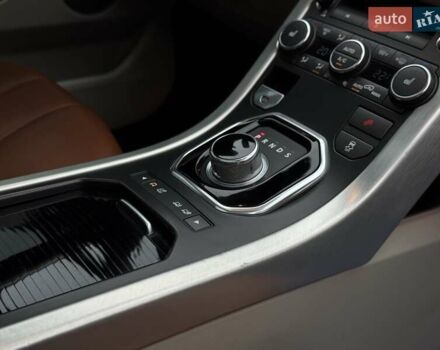 Білий Ленд Ровер Рендж Ровер Евок, об'ємом двигуна 2 л та пробігом 231 тис. км за 16990 $, фото 57 на Automoto.ua