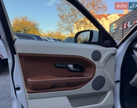 Белый Ленд Ровер Рендж Ровер Эвок, объемом двигателя 2.18 л и пробегом 159 тыс. км за 17900 $, фото 10 на Automoto.ua