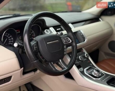 Білий Ленд Ровер Рендж Ровер Евок, об'ємом двигуна 2 л та пробігом 125 тис. км за 14800 $, фото 39 на Automoto.ua