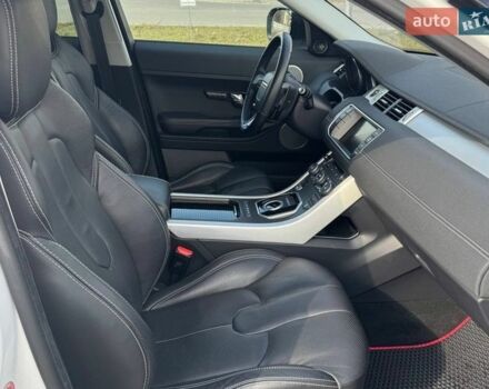 Білий Ленд Ровер Рендж Ровер Евок, об'ємом двигуна 2 л та пробігом 70 тис. км за 21000 $, фото 23 на Automoto.ua