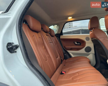 Білий Ленд Ровер Рендж Ровер Евок, об'ємом двигуна 2.2 л та пробігом 108 тис. км за 17800 $, фото 39 на Automoto.ua