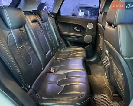 Білий Ленд Ровер Рендж Ровер Евок, об'ємом двигуна 2.18 л та пробігом 112 тис. км за 19999 $, фото 18 на Automoto.ua