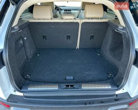 Белый Ленд Ровер Рендж Ровер Эвок, объемом двигателя 2 л и пробегом 183 тыс. км за 11800 $, фото 36 на Automoto.ua