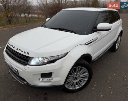 Білий Ленд Ровер Рендж Ровер Евок, об'ємом двигуна 2 л та пробігом 125 тис. км за 14800 $, фото 11 на Automoto.ua