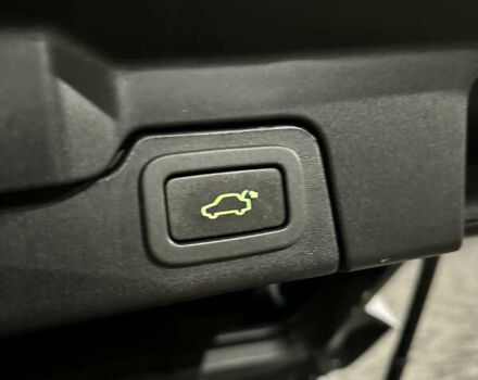 Белый Ленд Ровер Рендж Ровер Эвок, объемом двигателя 2 л и пробегом 200 тыс. км за 15500 $, фото 47 на Automoto.ua