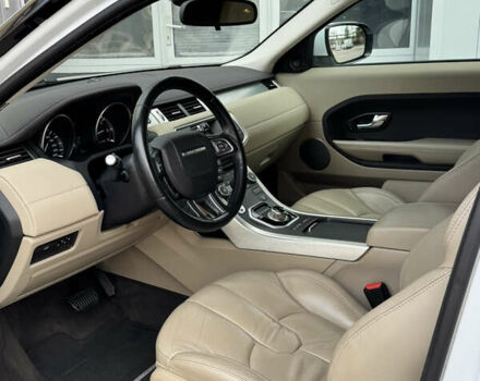 Белый Ленд Ровер Рендж Ровер Эвок, объемом двигателя 2.18 л и пробегом 247 тыс. км за 15300 $, фото 20 на Automoto.ua