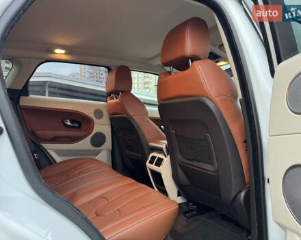 Білий Ленд Ровер Рендж Ровер Евок, об'ємом двигуна 2.2 л та пробігом 108 тис. км за 17800 $, фото 38 на Automoto.ua