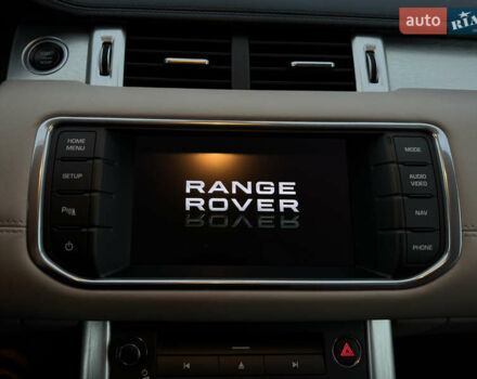 Білий Ленд Ровер Рендж Ровер Евок, об'ємом двигуна 2.2 л та пробігом 108 тис. км за 17800 $, фото 55 на Automoto.ua
