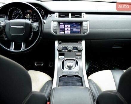 Белый Ленд Ровер Рендж Ровер Эвок, объемом двигателя 2 л и пробегом 175 тыс. км за 14900 $, фото 23 на Automoto.ua