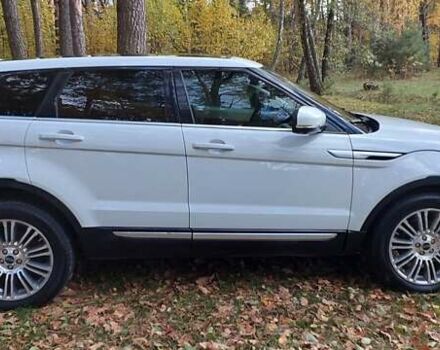 Білий Ленд Ровер Рендж Ровер Евок, об'ємом двигуна 2 л та пробігом 228 тис. км за 13300 $, фото 6 на Automoto.ua