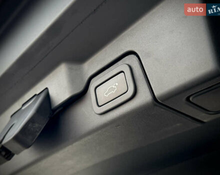 Білий Ленд Ровер Рендж Ровер Евок, об'ємом двигуна 2.2 л та пробігом 108 тис. км за 17800 $, фото 85 на Automoto.ua