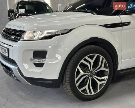 Белый Ленд Ровер Рендж Ровер Эвок, объемом двигателя 2.18 л и пробегом 112 тыс. км за 19999 $, фото 2 на Automoto.ua
