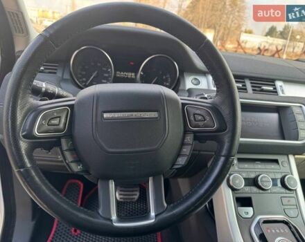 Білий Ленд Ровер Рендж Ровер Евок, об'ємом двигуна 2 л та пробігом 70 тис. км за 21000 $, фото 13 на Automoto.ua