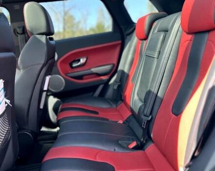 Ленд Ровер Рендж Ровер Эвок 2012 в Каменское - Днепродзержинск на Automoto.ua Белый Ленд Ровер Рендж Ровер Эвок, объемом двигателя 2.18 л и пробегом 135 тыс. км за 20999 $, фото 4 на Automoto.ua