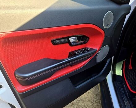 Белый Ленд Ровер Рендж Ровер Эвок, объемом двигателя 2 л и пробегом 175 тыс. км за 18999 $, фото 9 на Automoto.ua