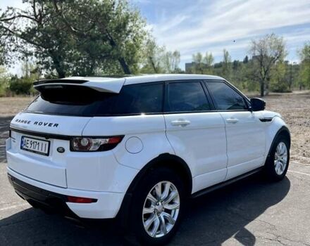 Ленд Ровер Рендж Ровер Эвок 2012 в Каменское - Днепродзержинск на Automoto.ua Белый Ленд Ровер Рендж Ровер Эвок, объемом двигателя 2.18 л и пробегом 135 тыс. км за 20999 $, фото 23 на Automoto.ua