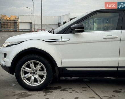 Білий Ленд Ровер Рендж Ровер Евок, об'ємом двигуна 2.2 л та пробігом 108 тис. км за 17800 $, фото 67 на Automoto.ua