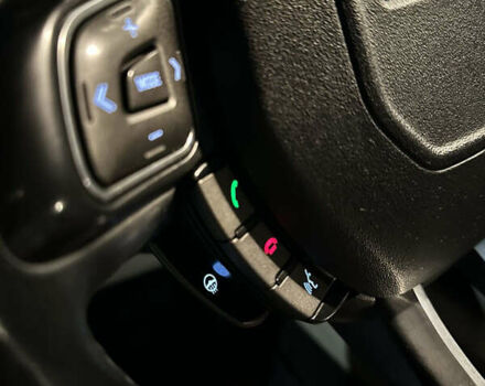 Белый Ленд Ровер Рендж Ровер Эвок, объемом двигателя 2 л и пробегом 200 тыс. км за 15500 $, фото 35 на Automoto.ua