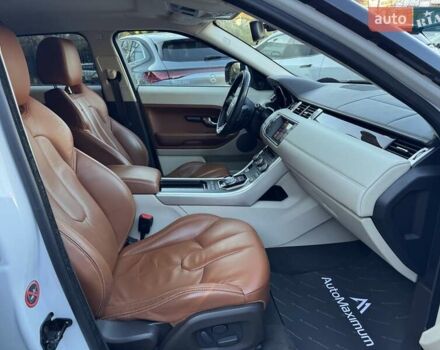 Белый Ленд Ровер Рендж Ровер Эвок, объемом двигателя 2.18 л и пробегом 159 тыс. км за 17900 $, фото 14 на Automoto.ua