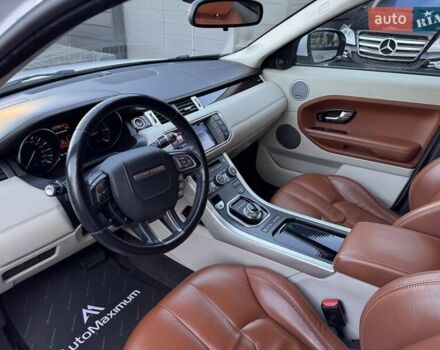 Белый Ленд Ровер Рендж Ровер Эвок, объемом двигателя 2.18 л и пробегом 159 тыс. км за 17900 $, фото 9 на Automoto.ua