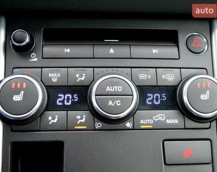 Белый Ленд Ровер Рендж Ровер Эвок, объемом двигателя 2 л и пробегом 175 тыс. км за 14900 $, фото 44 на Automoto.ua