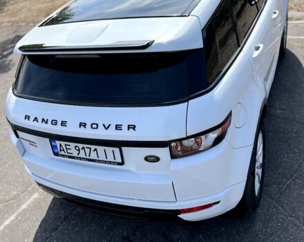 Ленд Ровер Рендж Ровер Эвок 2012 в Каменское - Днепродзержинск на Automoto.ua Белый Ленд Ровер Рендж Ровер Эвок, объемом двигателя 2.18 л и пробегом 135 тыс. км за 20999 $, фото 12 на Automoto.ua