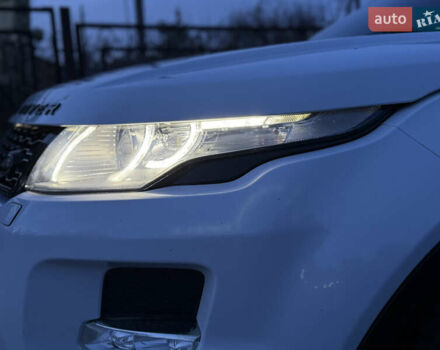 Белый Ленд Ровер Рендж Ровер Эвок, объемом двигателя 2.18 л и пробегом 193 тыс. км за 19500 $, фото 11 на Automoto.ua