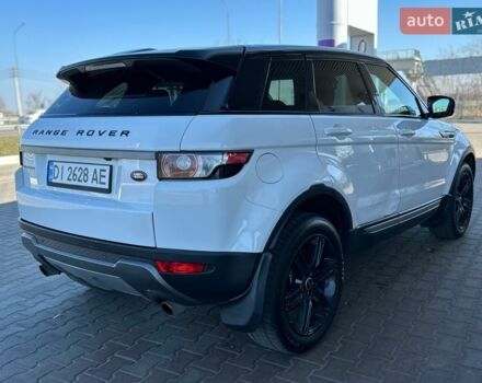 Белый Ленд Ровер Рендж Ровер Эвок, объемом двигателя 2 л и пробегом 183 тыс. км за 11800 $, фото 3 на Automoto.ua