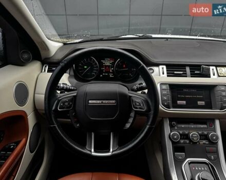 Ленд Ровер Рендж Ровер Эвок 2012 в Киеве на Automoto.ua Белый Ленд Ровер Рендж Ровер Эвок, объемом двигателя 2.18 л и пробегом 127 тыс. км за 19900 $, фото 16 на Automoto.ua