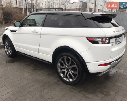 Білий Ленд Ровер Рендж Ровер Евок, об'ємом двигуна 2 л та пробігом 182 тис. км за 12600 $, фото 6 на Automoto.ua