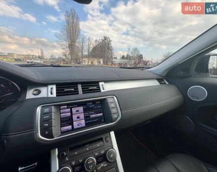 Білий Ленд Ровер Рендж Ровер Евок, об'ємом двигуна 2 л та пробігом 70 тис. км за 16000 $, фото 29 на Automoto.ua