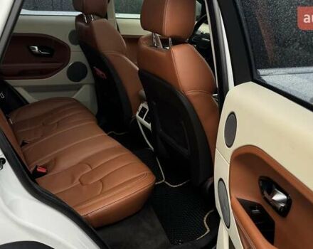 Білий Ленд Ровер Рендж Ровер Евок, об'ємом двигуна 2 л та пробігом 231 тис. км за 16990 $, фото 48 на Automoto.ua