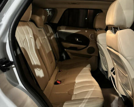 Білий Ленд Ровер Рендж Ровер Евок, об'ємом двигуна 2 л та пробігом 320 тис. км за 14000 $, фото 25 на Automoto.ua