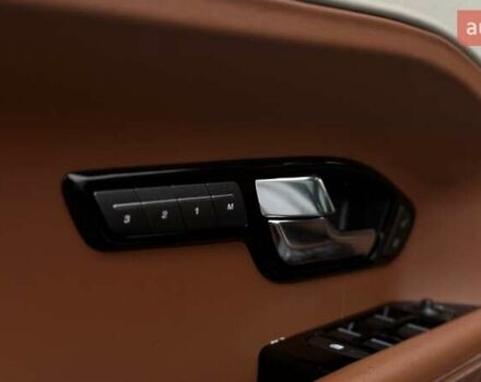 Білий Ленд Ровер Рендж Ровер Евок, об'ємом двигуна 2 л та пробігом 231 тис. км за 16990 $, фото 25 на Automoto.ua