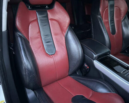 Белый Ленд Ровер Рендж Ровер Эвок, объемом двигателя 2.18 л и пробегом 193 тыс. км за 19500 $, фото 7 на Automoto.ua