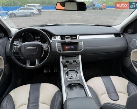 Белый Ленд Ровер Рендж Ровер Эвок, объемом двигателя 2.2 л и пробегом 145 тыс. км за 21000 $, фото 13 на Automoto.ua