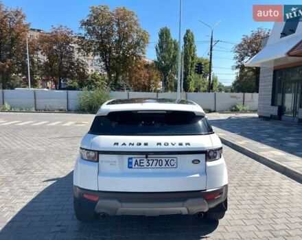 Білий Ленд Ровер Рендж Ровер Евок, об'ємом двигуна 2 л та пробігом 125 тис. км за 16800 $, фото 6 на Automoto.ua