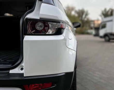 Білий Ленд Ровер Рендж Ровер Евок, об'ємом двигуна 2.2 л та пробігом 190 тис. км за 19800 $, фото 26 на Automoto.ua