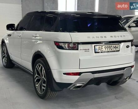 Белый Ленд Ровер Рендж Ровер Эвок, объемом двигателя 2.18 л и пробегом 112 тыс. км за 19999 $, фото 4 на Automoto.ua