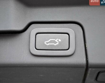 Белый Ленд Ровер Рендж Ровер Эвок, объемом двигателя 2 л и пробегом 175 тыс. км за 14900 $, фото 55 на Automoto.ua