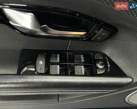 Білий Ленд Ровер Рендж Ровер Евок, об'ємом двигуна 2.18 л та пробігом 112 тис. км за 19999 $, фото 15 на Automoto.ua