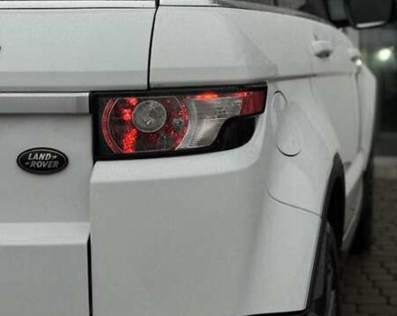 Білий Ленд Ровер Рендж Ровер Евок, об'ємом двигуна 2 л та пробігом 231 тис. км за 16990 $, фото 16 на Automoto.ua