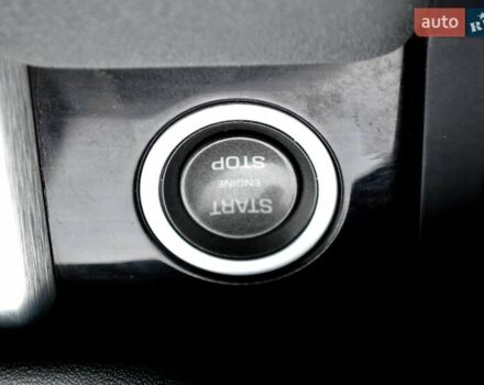 Белый Ленд Ровер Рендж Ровер Эвок, объемом двигателя 2 л и пробегом 175 тыс. км за 14900 $, фото 31 на Automoto.ua