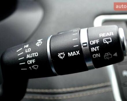 Белый Ленд Ровер Рендж Ровер Эвок, объемом двигателя 2 л и пробегом 175 тыс. км за 14900 $, фото 30 на Automoto.ua