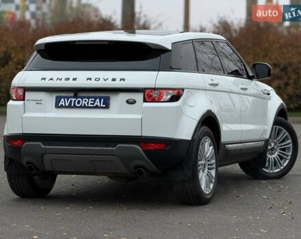 Білий Ленд Ровер Рендж Ровер Евок, об'ємом двигуна 2 л та пробігом 125 тис. км за 14800 $, фото 17 на Automoto.ua