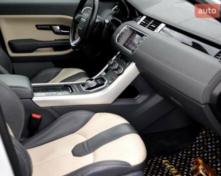 Белый Ленд Ровер Рендж Ровер Эвок, объемом двигателя 2 л и пробегом 175 тыс. км за 14900 $, фото 46 на Automoto.ua