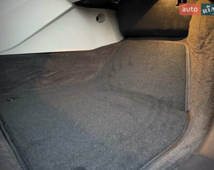 Білий Ленд Ровер Рендж Ровер Евок, об'ємом двигуна 2.2 л та пробігом 108 тис. км за 17800 $, фото 45 на Automoto.ua