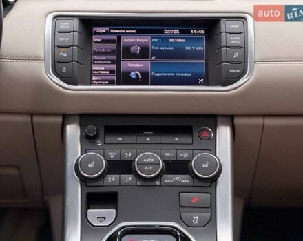 Білий Ленд Ровер Рендж Ровер Евок, об'ємом двигуна 2 л та пробігом 125 тис. км за 14800 $, фото 46 на Automoto.ua