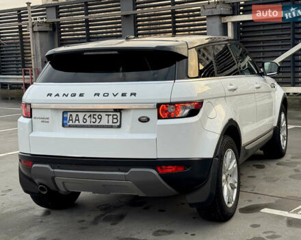 Білий Ленд Ровер Рендж Ровер Евок, об'ємом двигуна 2.2 л та пробігом 108 тис. км за 17800 $, фото 9 на Automoto.ua