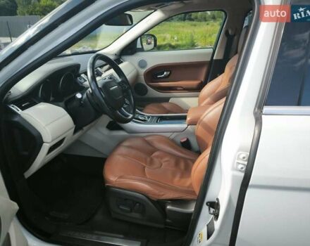 Ленд Ровер Рендж Ровер Евок 2012 у Києві на Automoto.ua Білий Ленд Ровер Рендж Ровер Евок, об'ємом двигуна 2 л та пробігом 155 тис. км за 15750 $, фото 8 на Automoto.ua